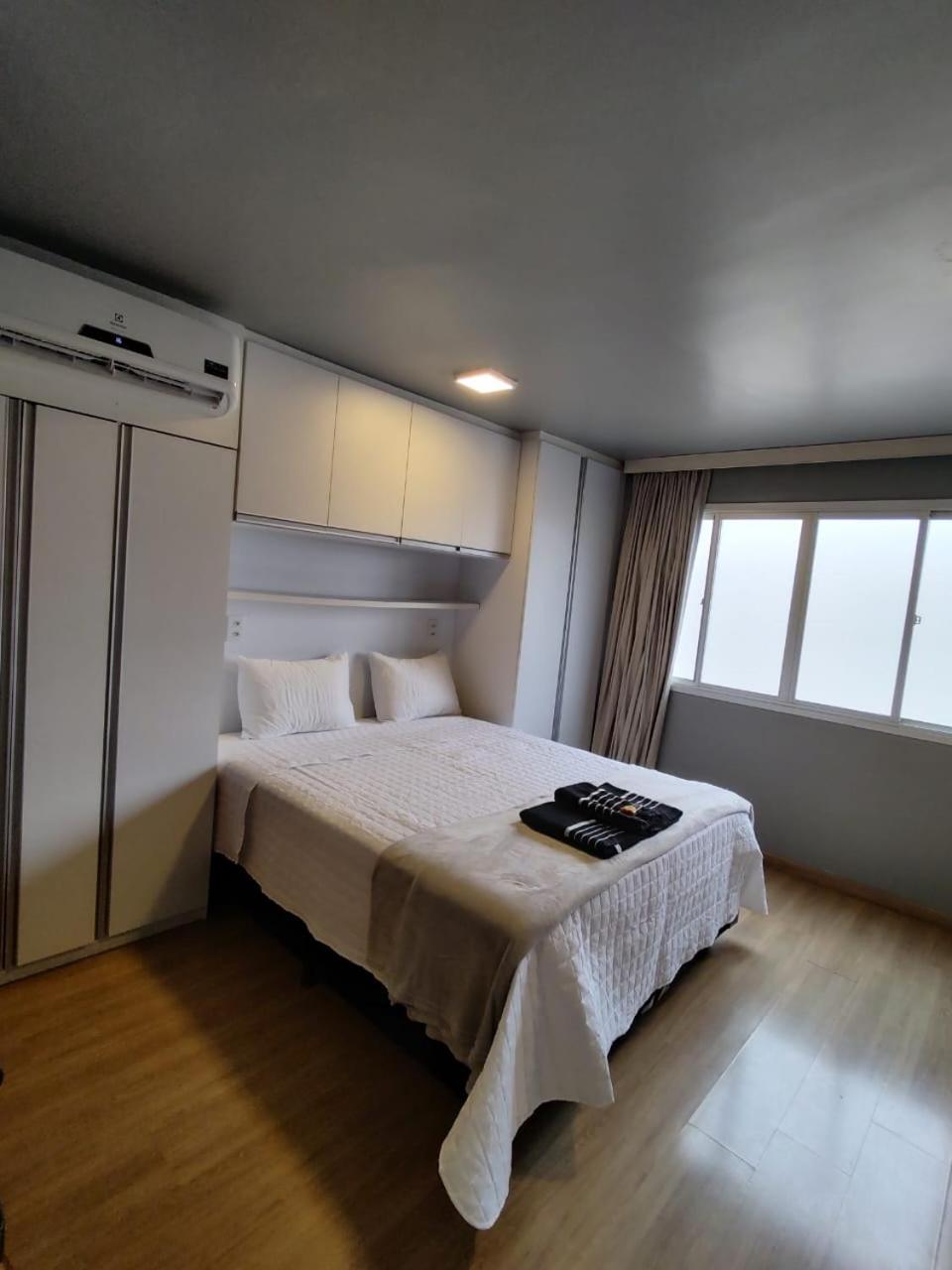 Kit Saint Tropez - Sudoeste Apartment *