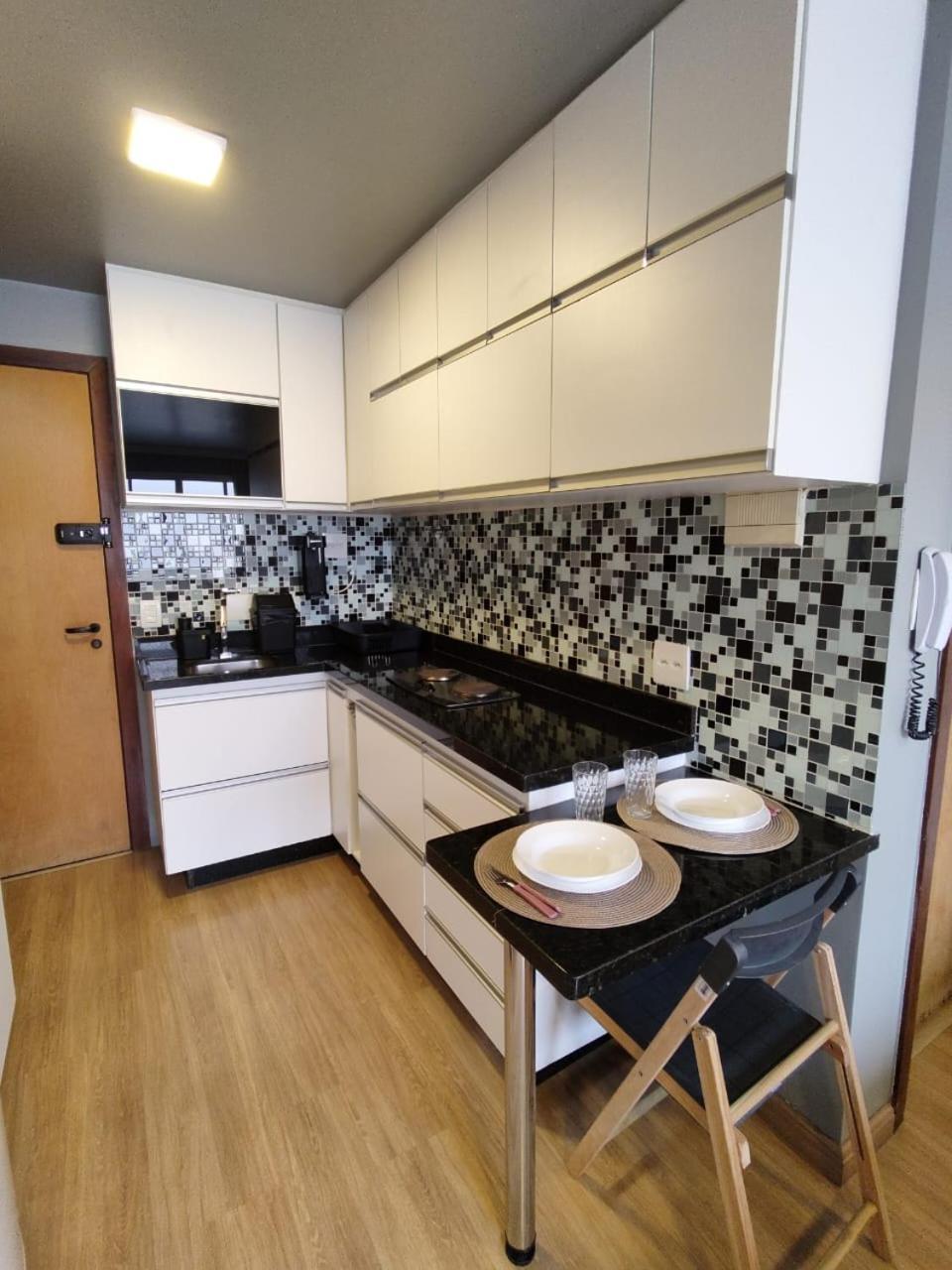 Apartment Kit Saint Tropez - Sudoeste Brasilia